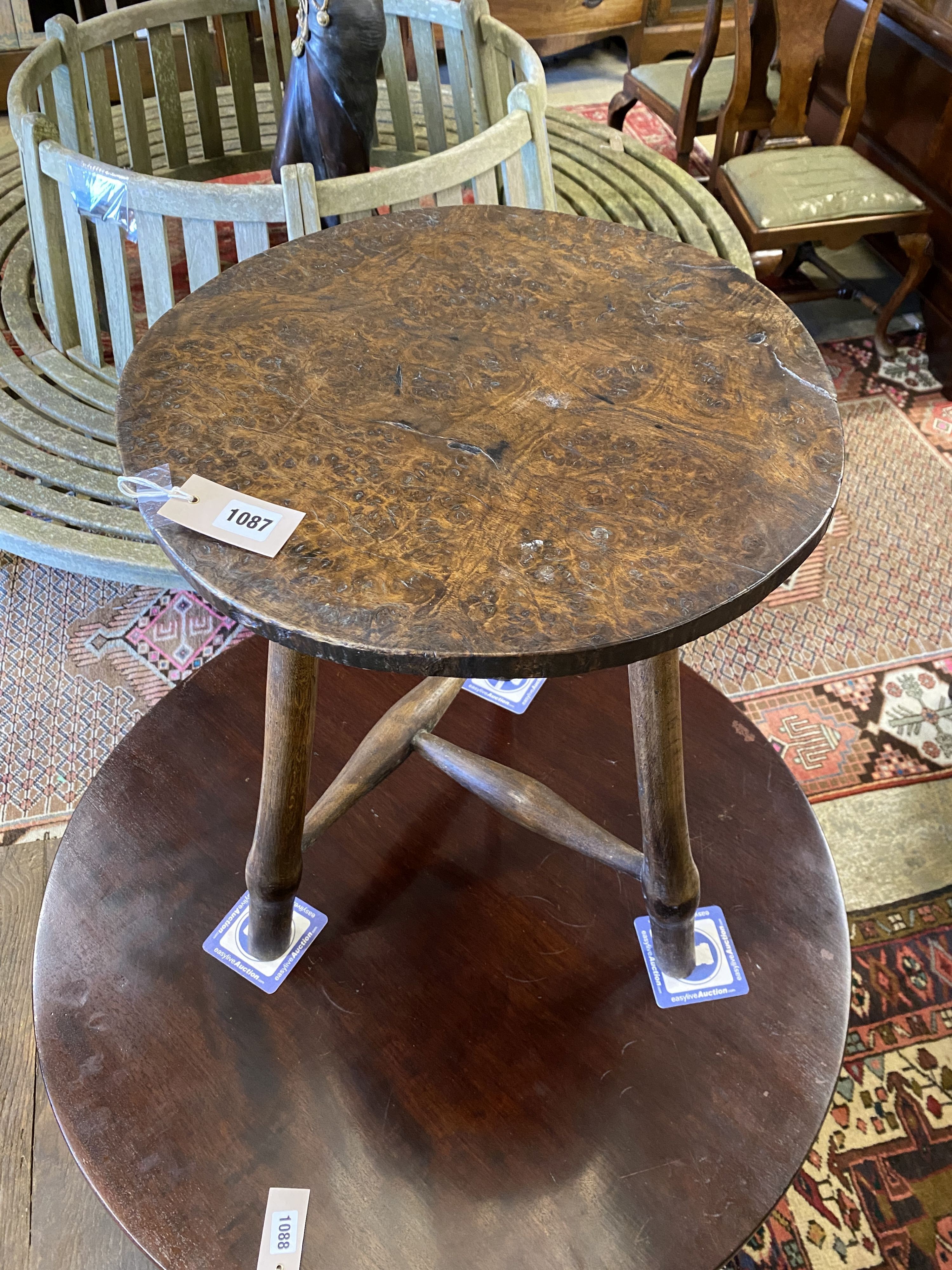 A late 18th / early 19th century circular burr elm and ash cricket table, diameter 60cm, height 62cm